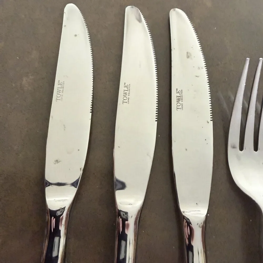 7 pcs Towle Living Collection Calypso Glossy Replacement Stainless Flatware